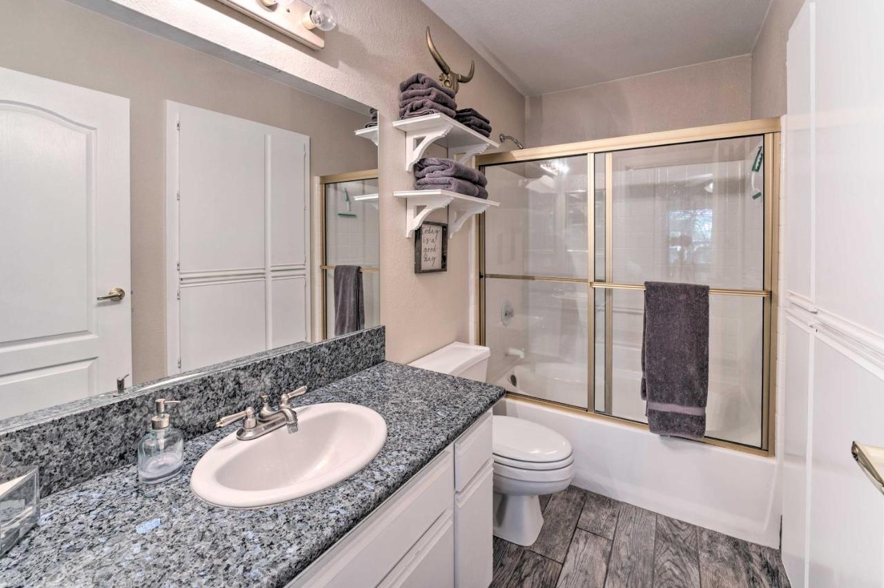 Lake Havasu Condo With Pool Access 1 Block To Beach Лейк-Хавасу-Сити Экстерьер фото