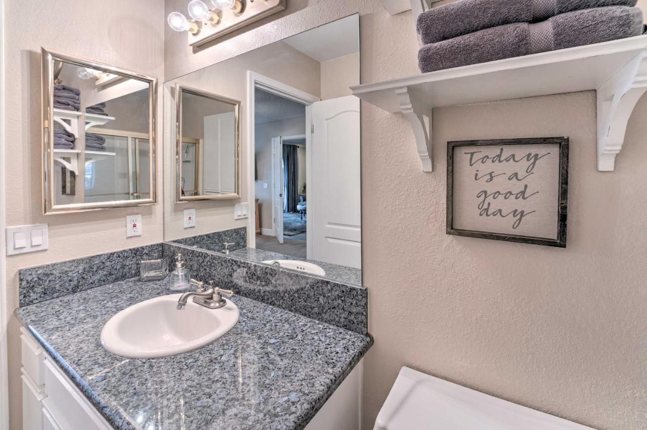 Lake Havasu Condo With Pool Access 1 Block To Beach Лейк-Хавасу-Сити Экстерьер фото